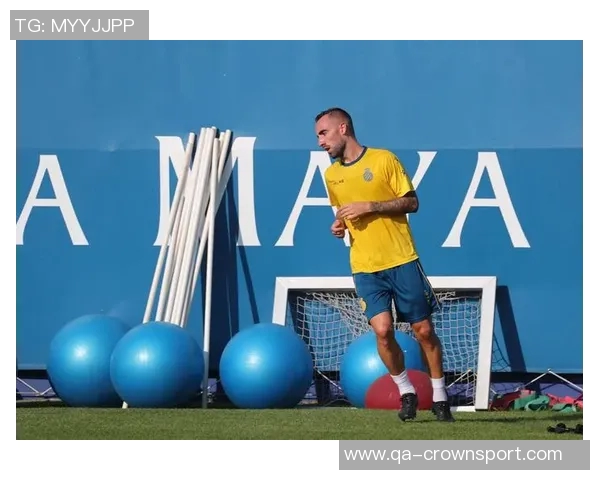 登贝莱因病缺席欧冠比赛舍瓦利耶脚踝伤情持续不愈